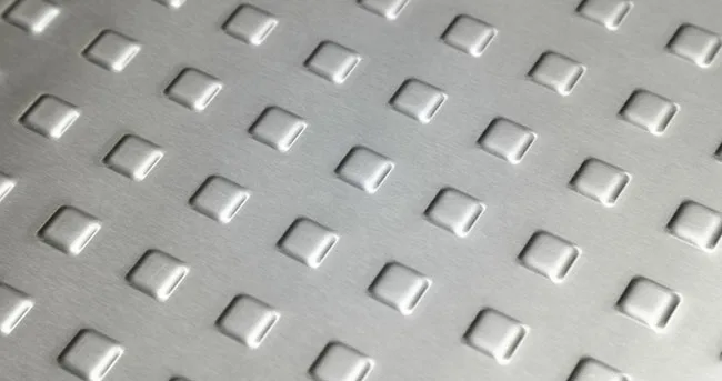 Antirutschelement für den Pool